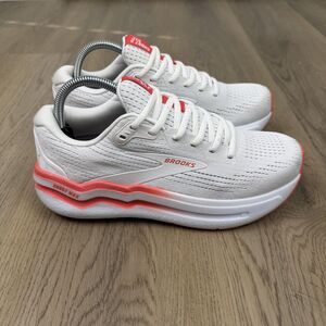 Brooks Ghost Max Shoes Womens Size 9 White Pink Running Cushioned 1204201B174